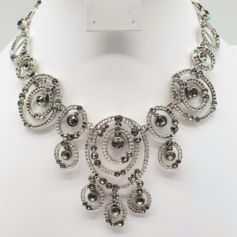 Oscar de la Renta Gray Diamond Swarovski Crystal Runway Couture Necklace